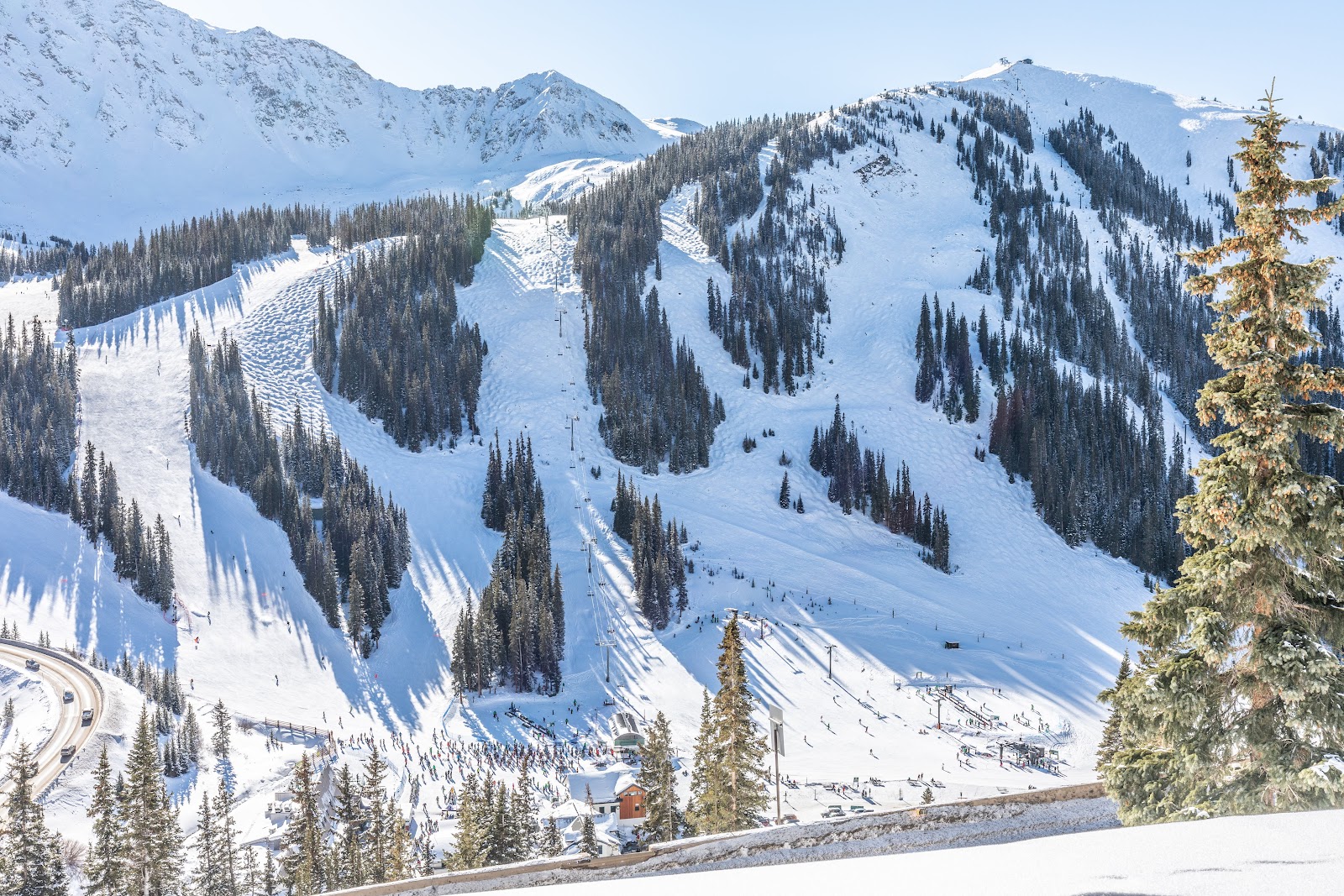 High above treeline bowls and powder at a Colorado Rockies ski area