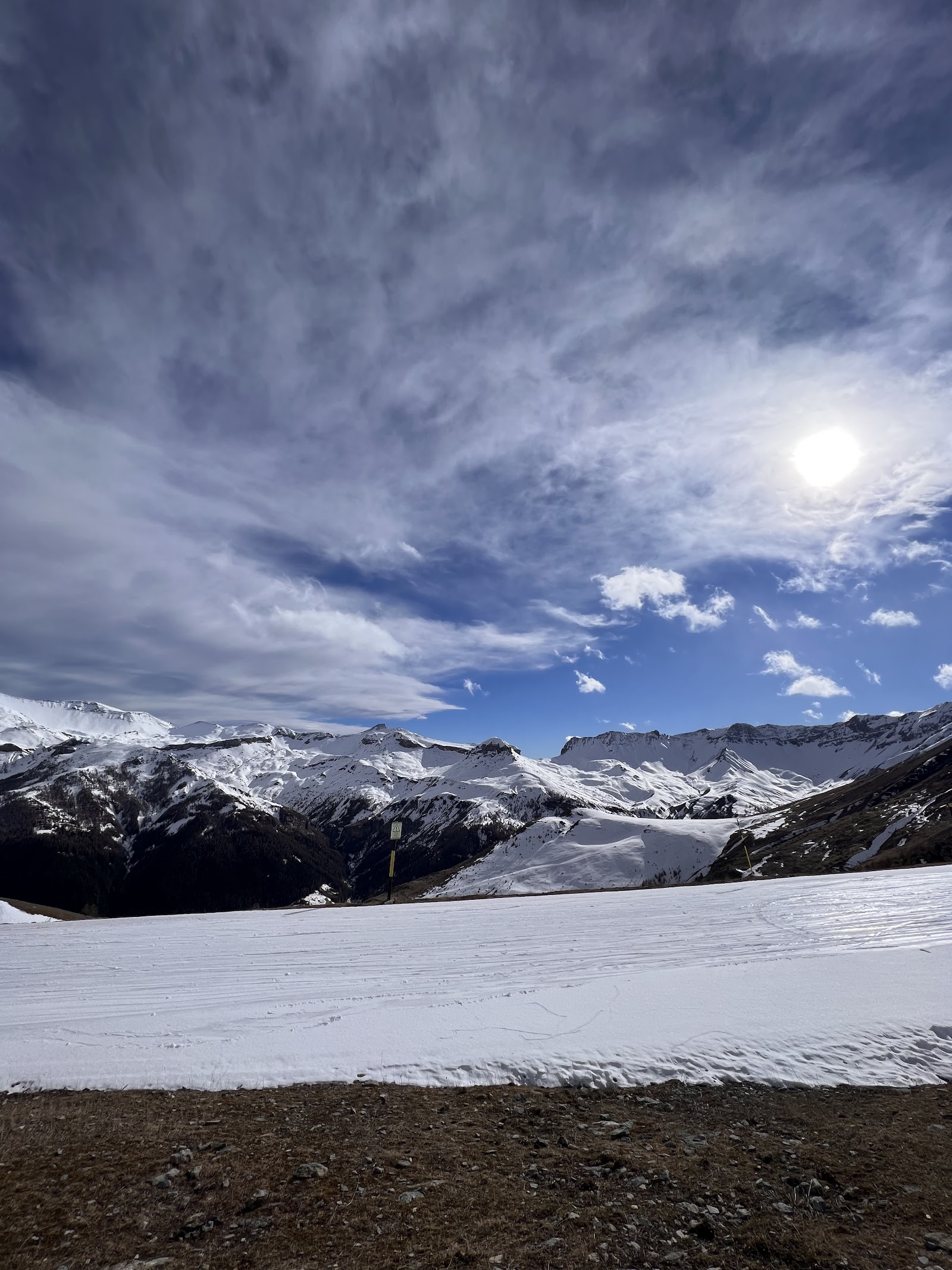 The high plateau and peaks above Auron near Nice