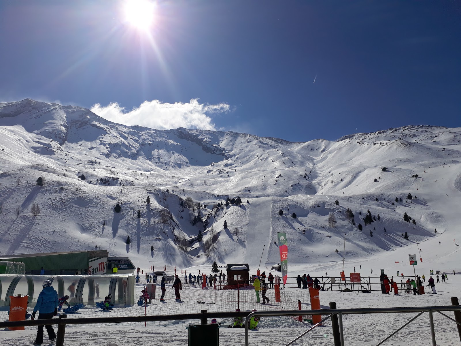 Cerler pistes under the high peaks of the Aneto massif