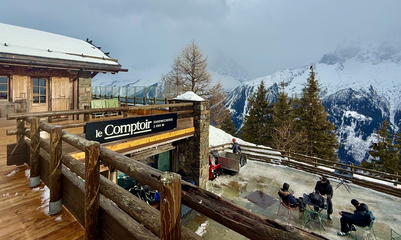 Snow covered peaks ringing the Chamonix valley