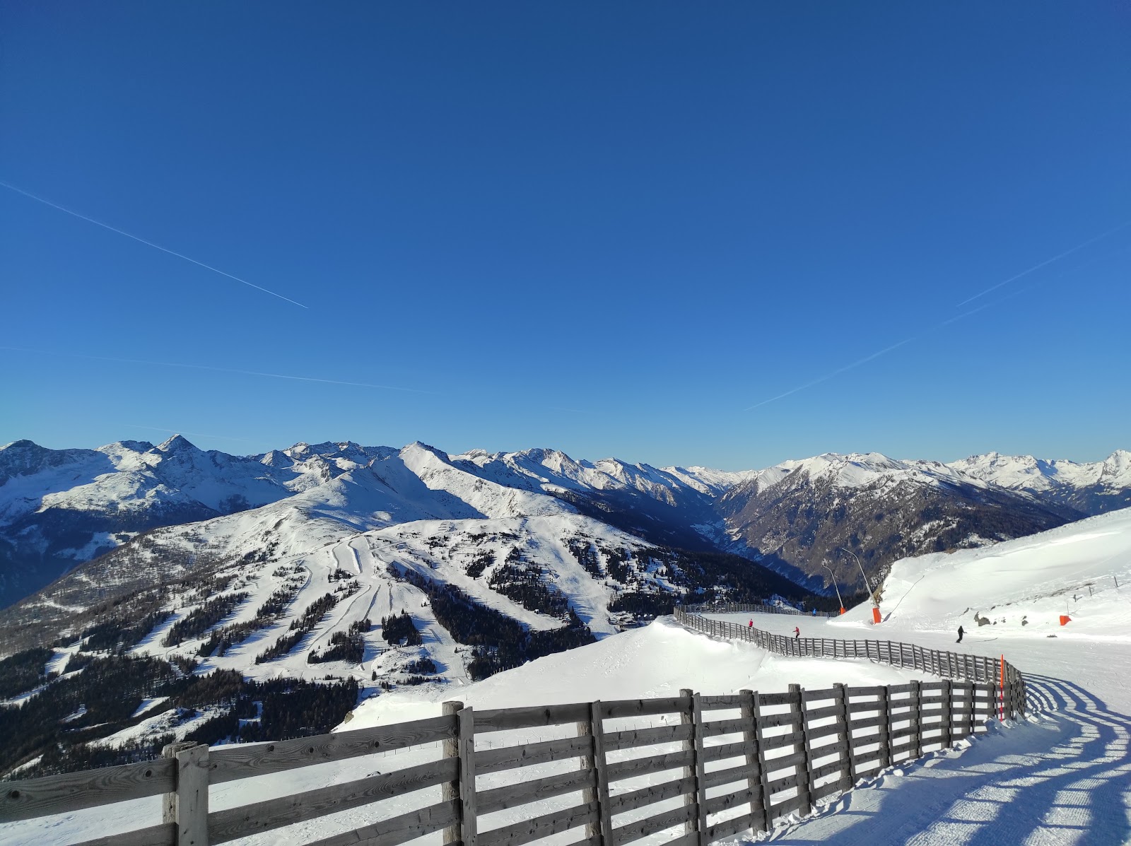 Wide groomed runs on the Aineck above Katschberg