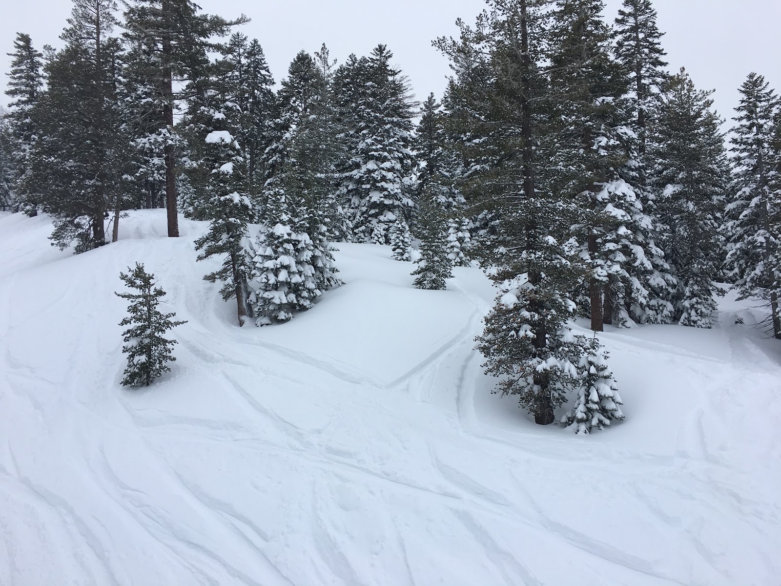 Snow covered mountains around the Lake Tahoe high country