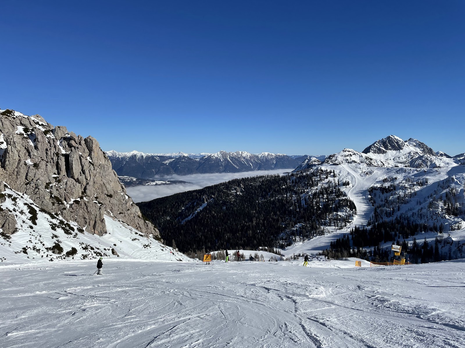 The slopeside Sonnenalpe base area at Nassfeld under snow