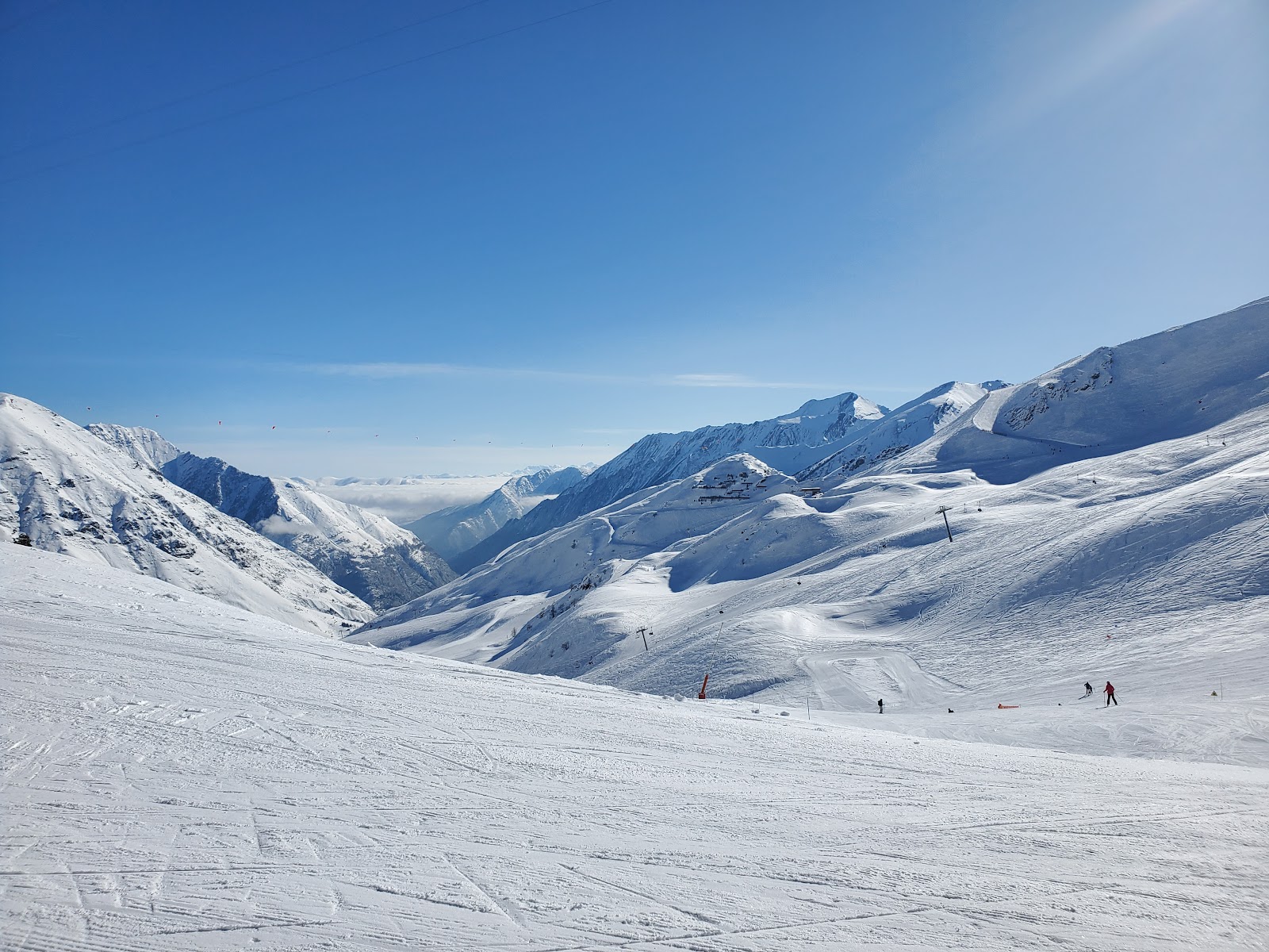 The high mountain bowl and off piste terrain at Piau Engaly