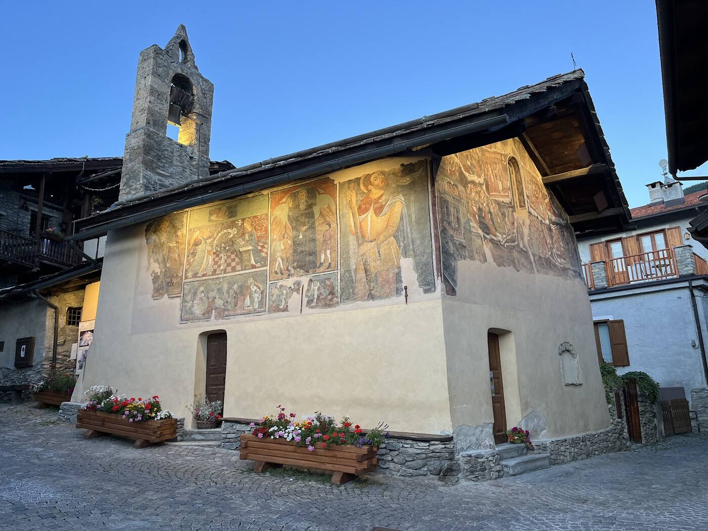 A wide open run in the Via Lattea linking toward Sestriere