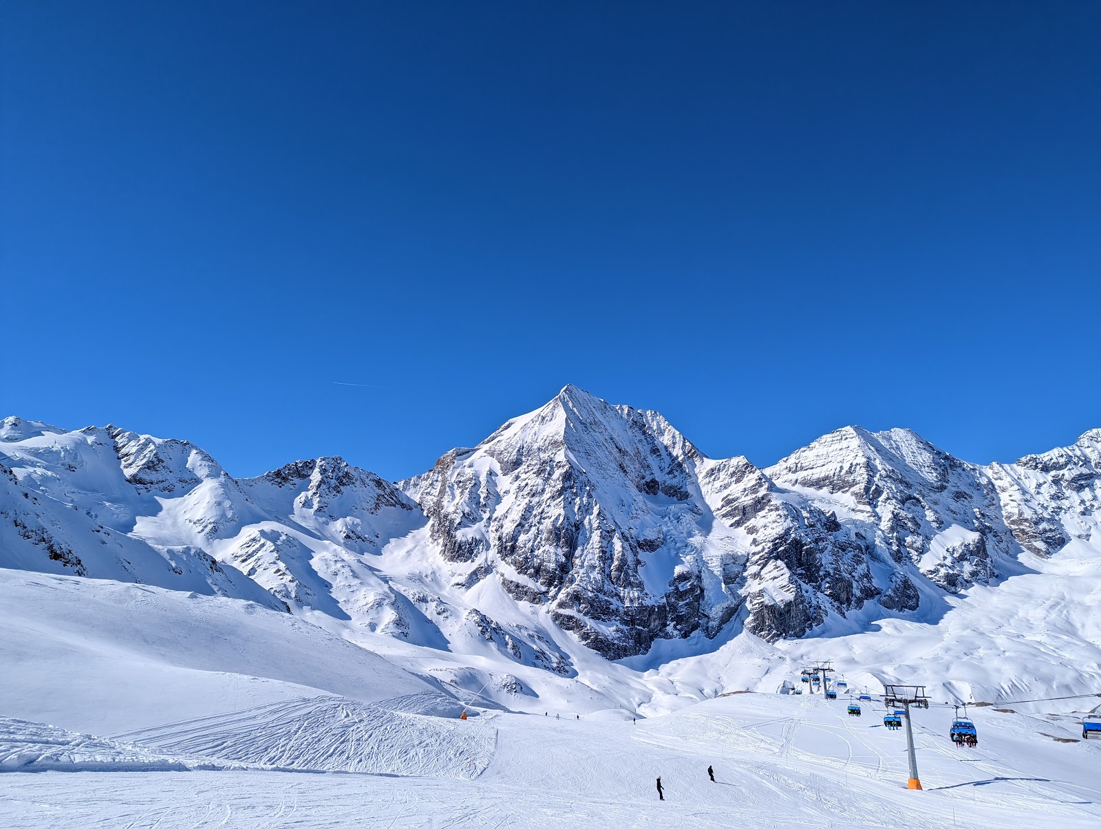 The high snow covered village of Solda under the glaciated Ortler peaks