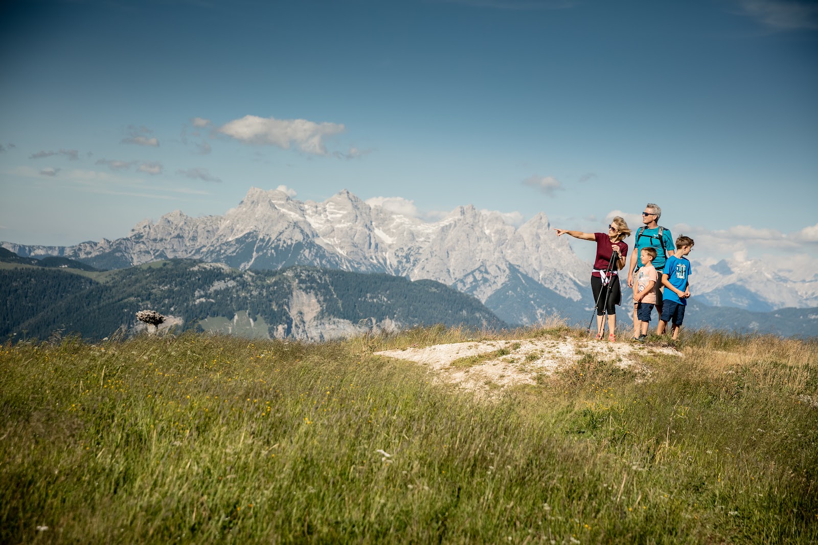 The sunny slopes of the Kitzbuheler Horn above St Johann in Tirol