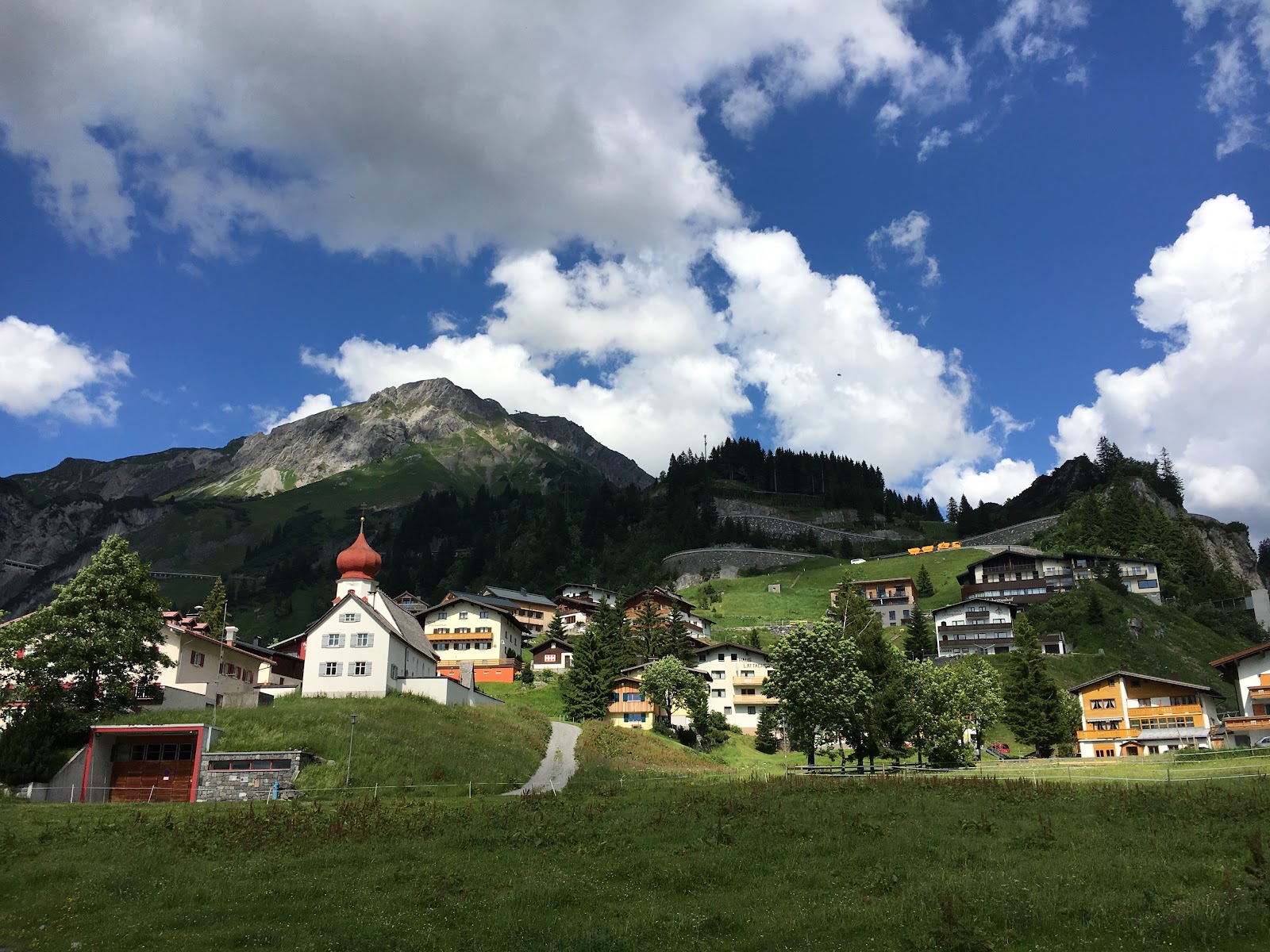 Timber and stone buildings in the old village of Stuben