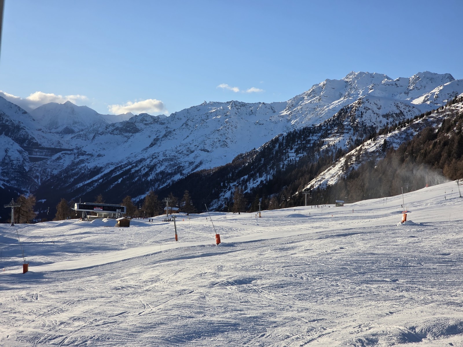Sunny pistes above Thyon with the Rhone valley below