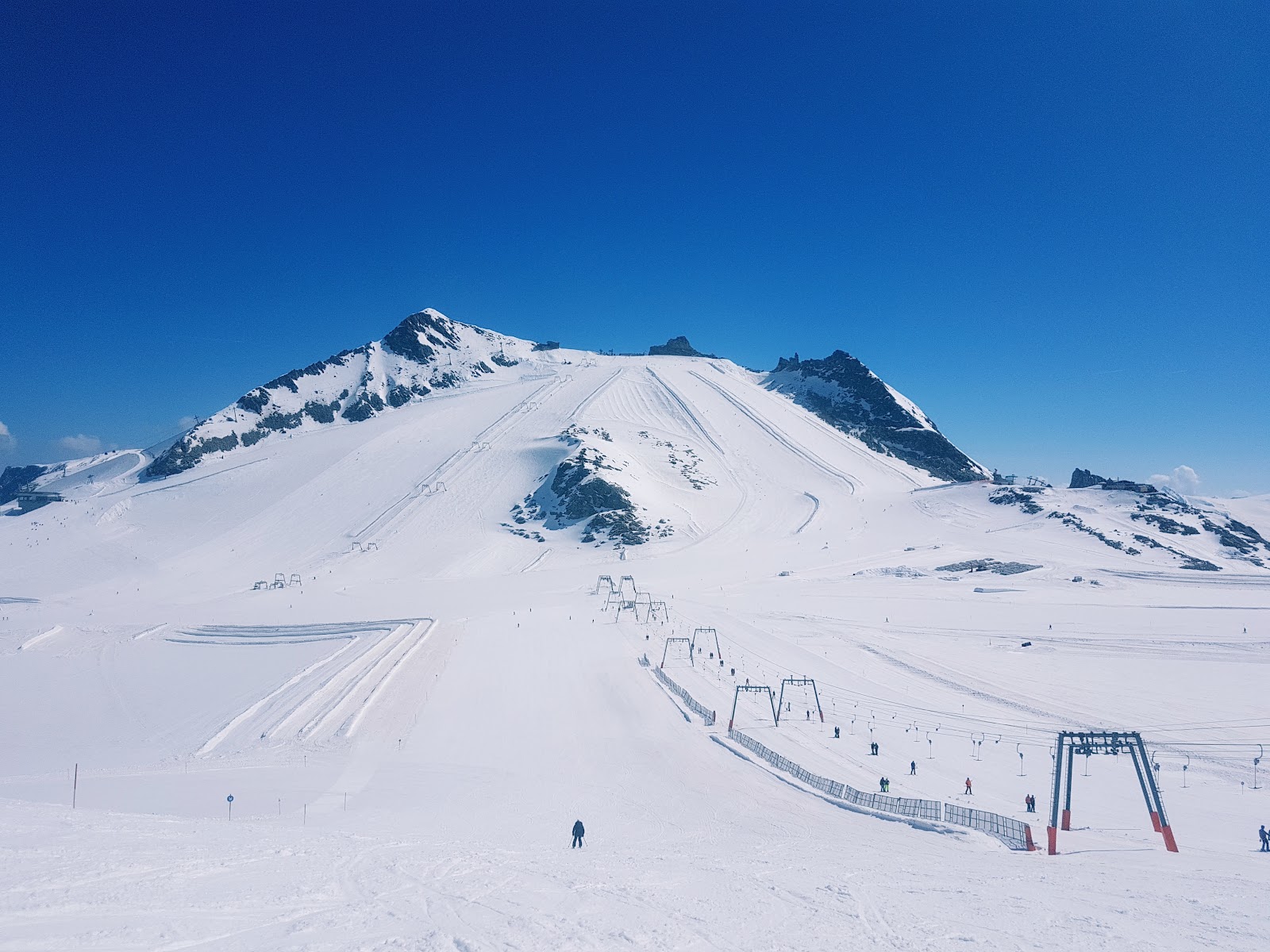 Wide groomed glacier pistes high on the Hintertux glacier