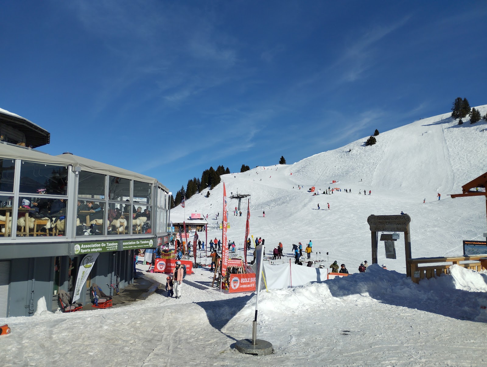 Glacier 3000 snow above the Villars ski area