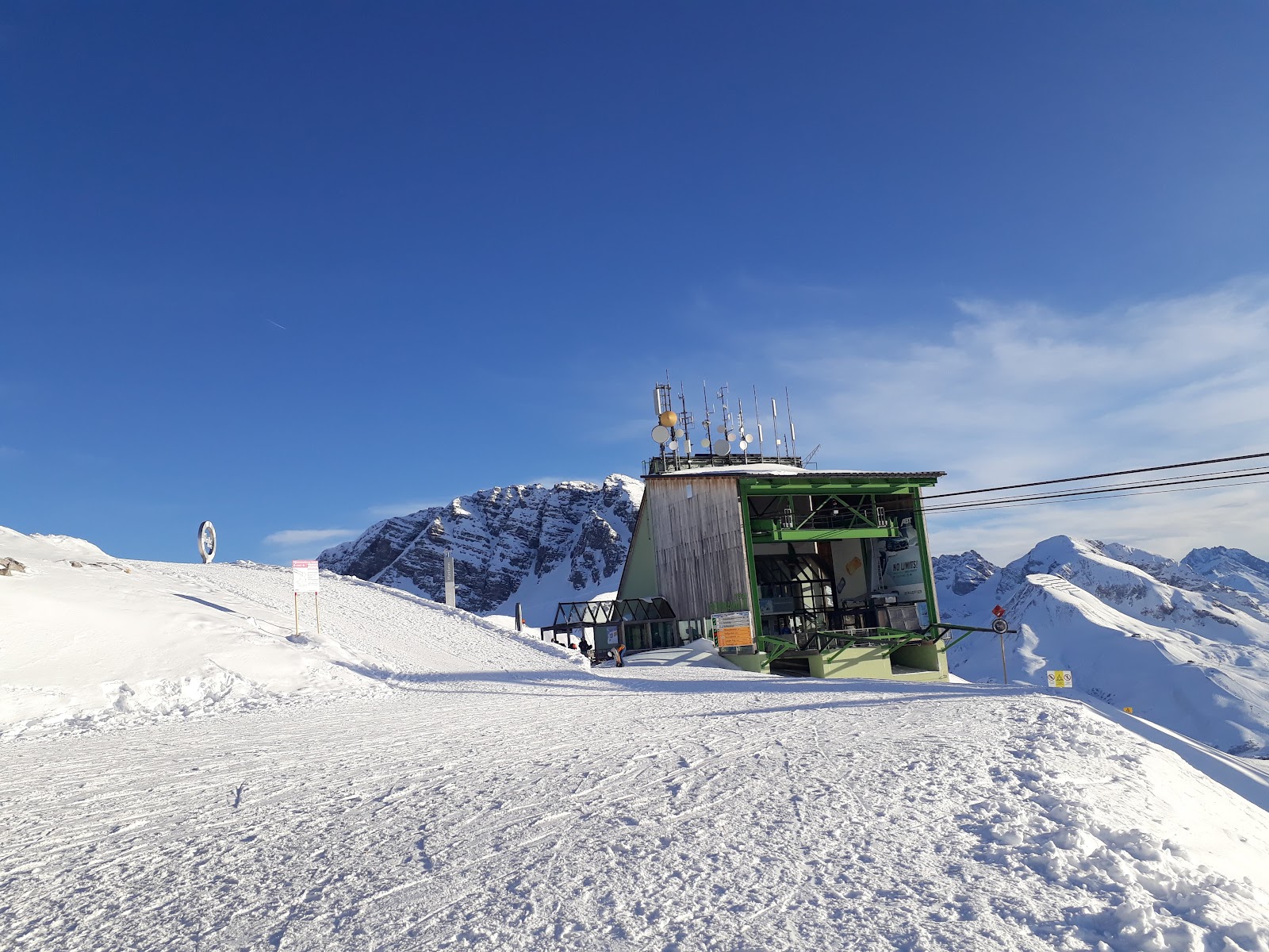 Pistes above Zurs in the linked Ski Arlberg area